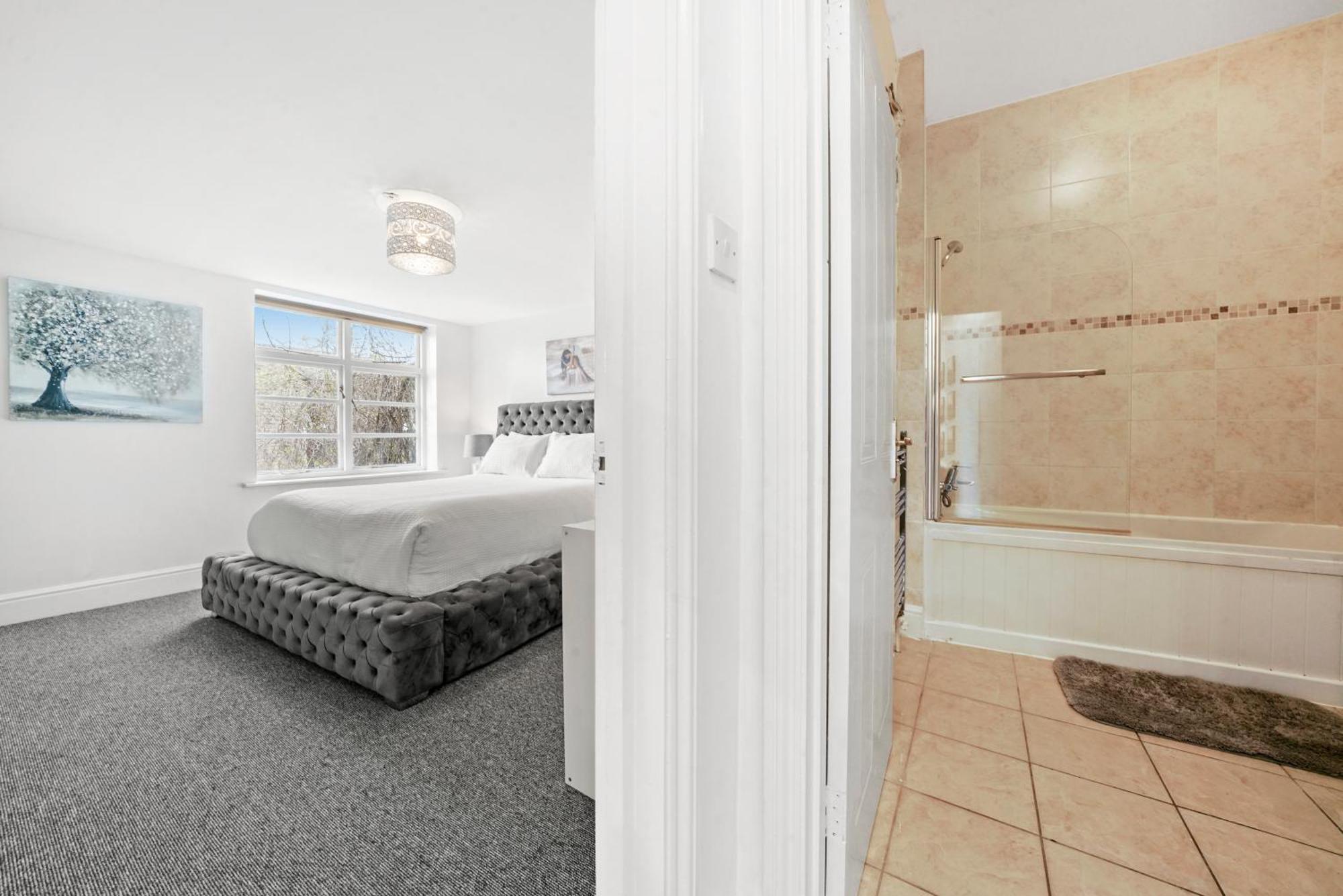 Cosy 2 Bedroom Flat In Canning Town Excel With Free Parking Appartamento
