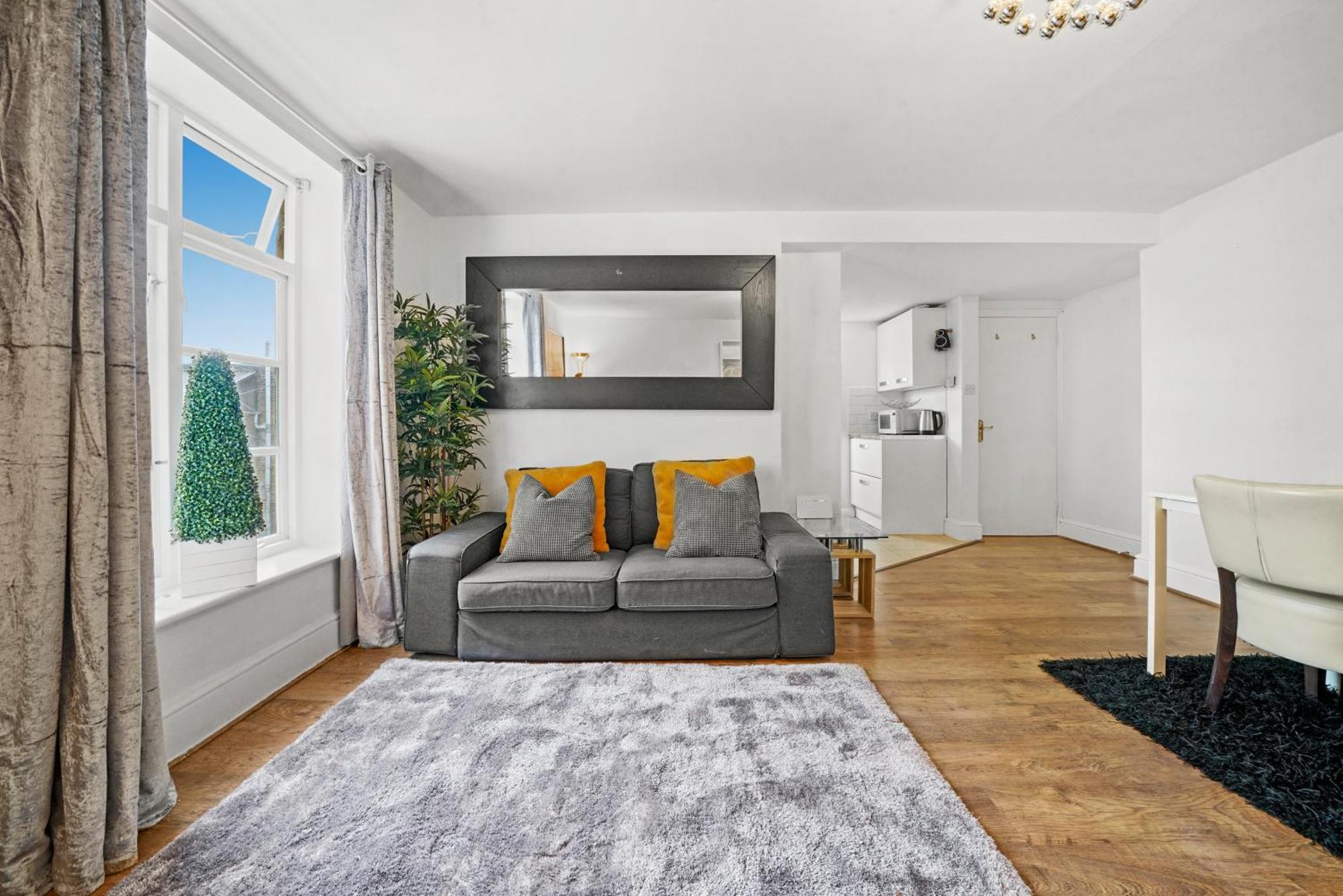 Cosy 2 Bedroom Flat In Canning Town Excel With Free Parking Appartamento *